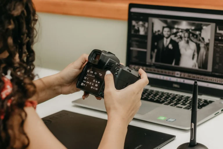 Choisir un photographe de mariage : portfolio, contrat et droits sur les images