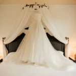 Courte robe de mariée : ce qu&rsquo;en disent les professionnels du secteur