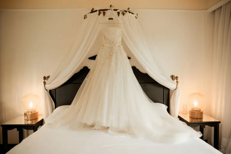 Courte robe de mariée : ce qu&rsquo;en disent les professionnels du secteur